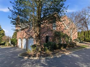 19 Cobblestone Court, Centerport NY 11721
