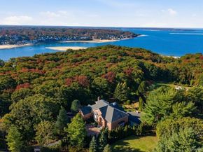 19 Cobblestone Court, Centerport NY 11721