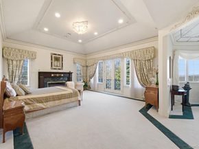 19 Cobblestone Court, Centerport NY 11721