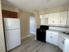 1371 Rosser Avenue, Elmont NY 11003