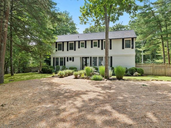 5 Spread Oak Lane, East Hampton NY 11937