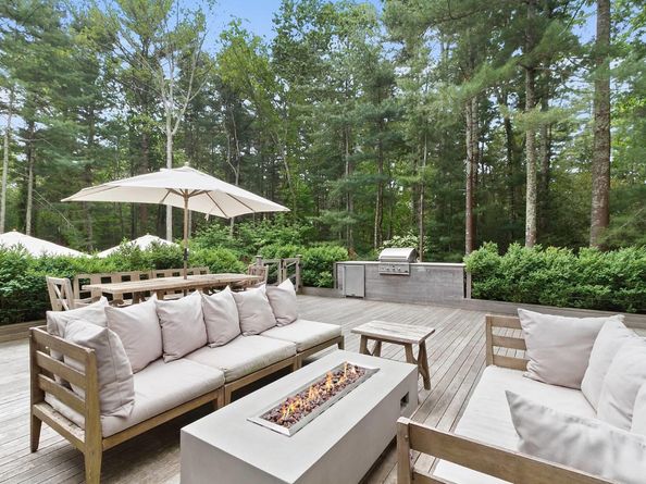 5 Spread Oak Lane, East Hampton NY 11937