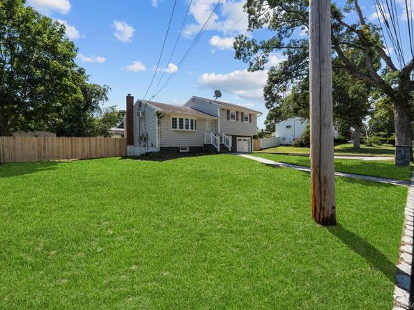 104 Essex Street, West Babylon NY 11704