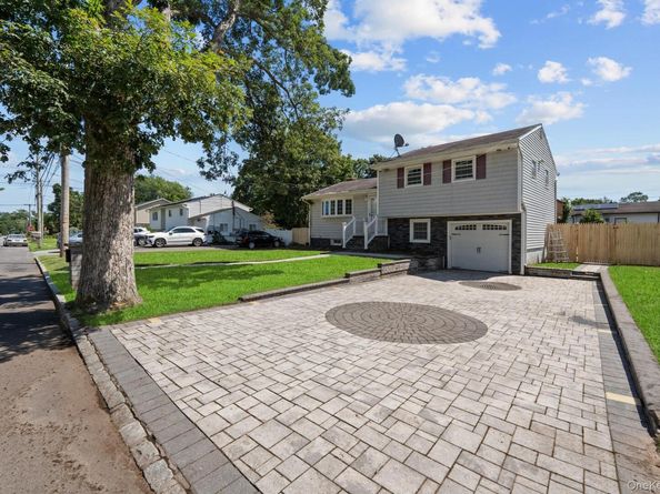 104 Essex Street, West Babylon NY 11704