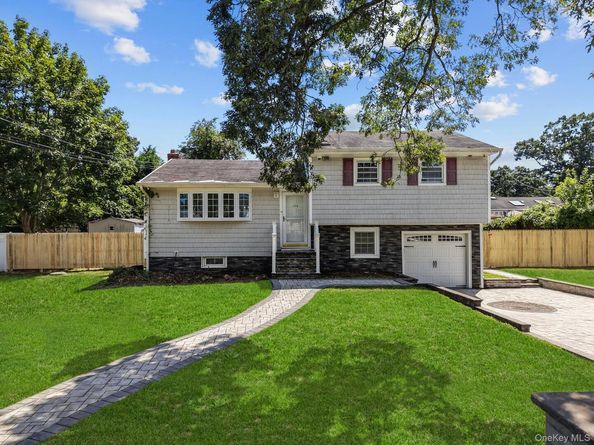 104 Essex Street, West Babylon NY 11704