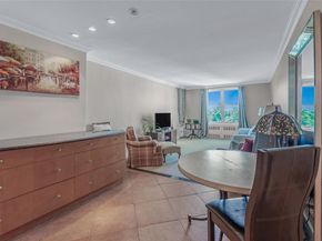 44-20 Douglaston Pkwy Douglaston Parkway 5A, Little Neck NY 11363