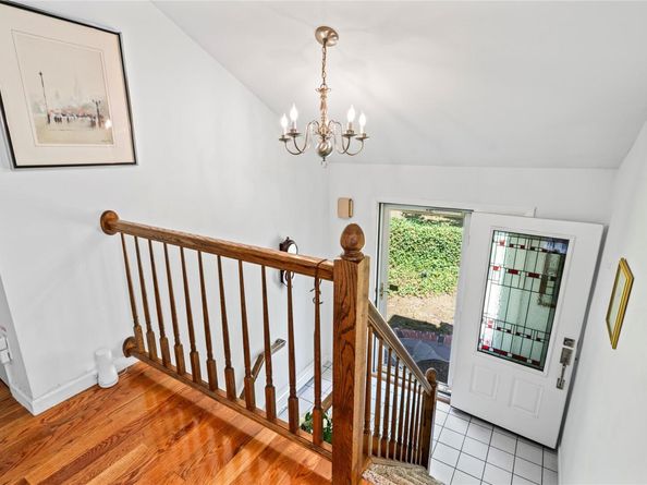 22 Glenview Avenue, Northport NY 11768