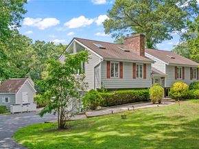 22 Glenview Avenue, Northport NY 11768