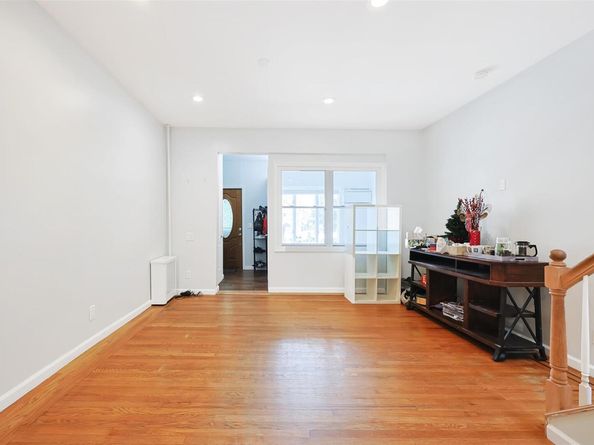 68-48 78th Street, Flushing NY 11379