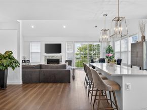 2202 Townhome Way, Huntington Station NY 11746