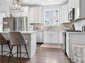 2202 Townhome Way, Huntington Station NY 11746