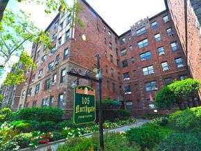 105 Garth Road 1L, Scarsdale NY 10583