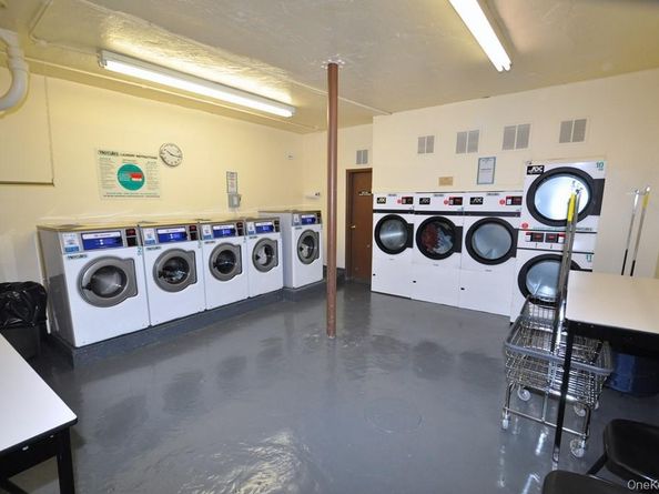 105 Garth Road 1L, Scarsdale NY 10583