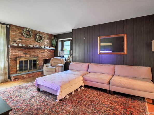 20 Audubon Gate, Miller Place NY 11764