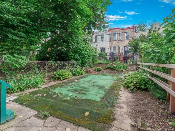 185 Lefferts Avenue, Brooklyn NY 11225