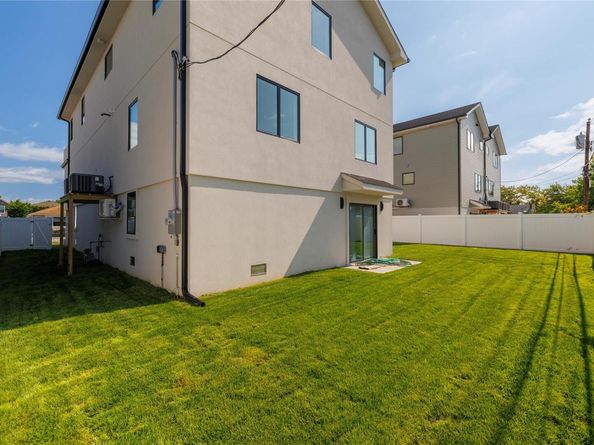 344 E Fulton Street, Long Beach NY 11561