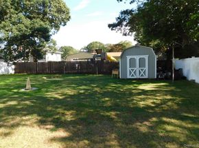 80 Alcolade Drive E, Shirley NY 11967