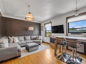 37 Brompton Road 5D, Great Neck NY 11021