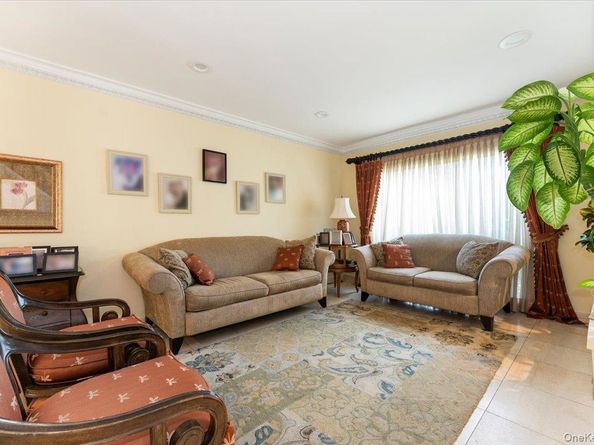 924 Northfield Road, Woodmere NY 11598