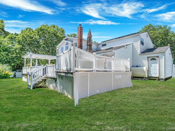 23 Woodbine Street, Coram NY 11727