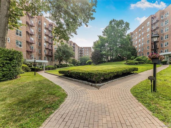 1300 Midland Avenue C64, Yonkers NY 10704