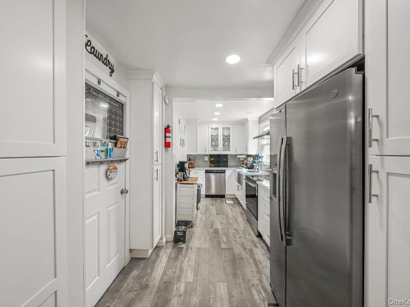 66 Lakeview Avenue, Yonkers NY 10710