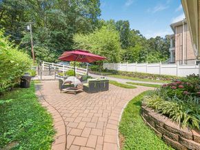 66 Lakeview Avenue, Yonkers NY 10710