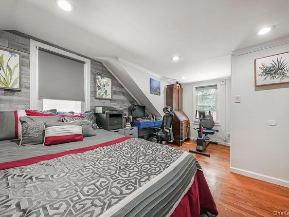 66 Lakeview Avenue, Yonkers NY 10710
