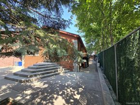 204-19 46TH Rd, Bayside NY 11361