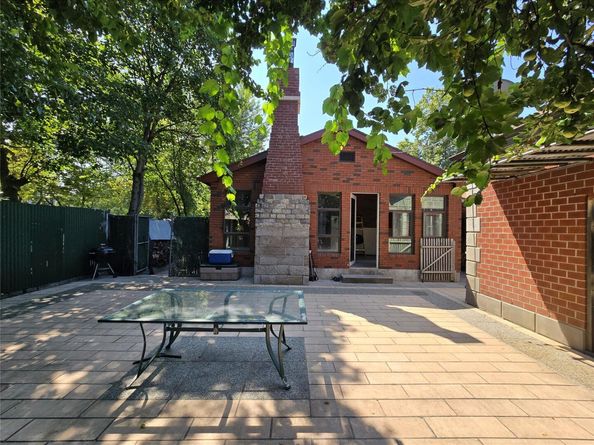 204-19 46TH Rd, Bayside NY 11361