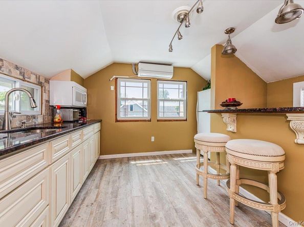 1321 Shore Drive, Bronx NY 10465