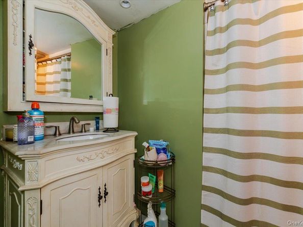 1321 Shore Drive, Bronx NY 10465