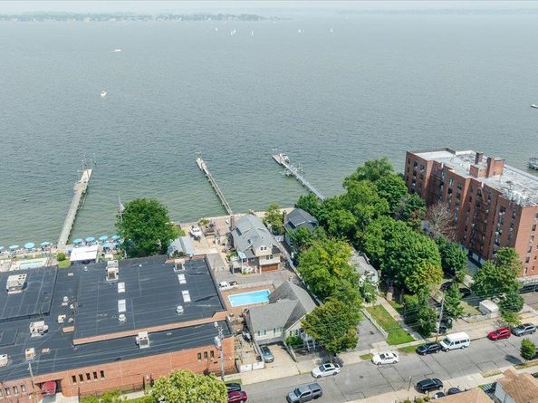 1321 Shore Drive, Bronx NY 10465