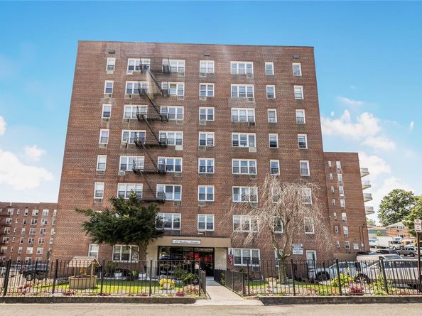 52 Yonkers Terrace 2E, Yonkers NY 10704