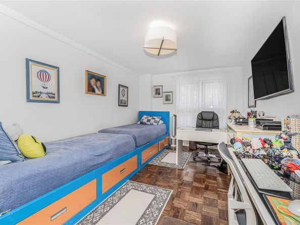 52 Yonkers Terrace 2E, Yonkers NY 10704