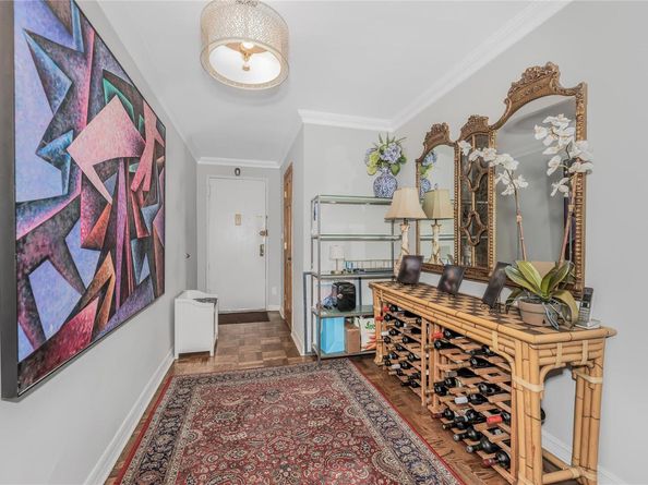 52 Yonkers Terrace 2E, Yonkers NY 10704