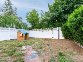 7342 180th Street, Fresh Meadows NY 11366
