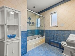 7342 180th Street, Fresh Meadows NY 11366