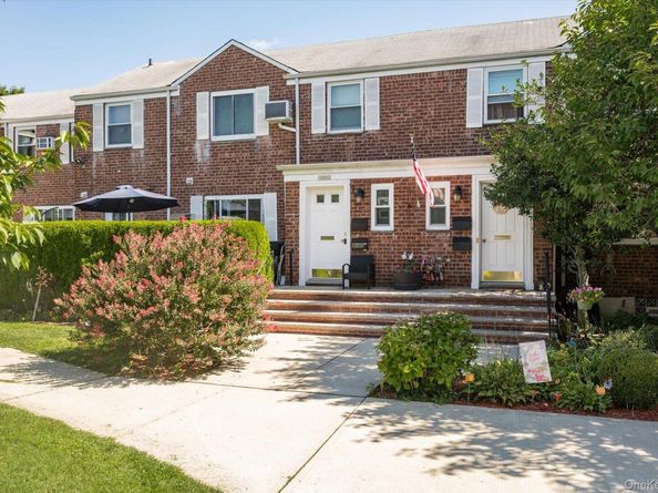 72-29 Little Neck Parkway 2, Glen Oaks NY 11004