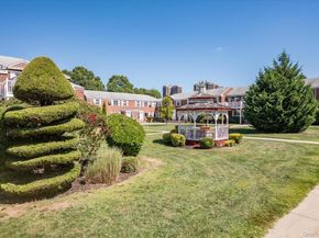 72-29 Little Neck Parkway 2, Glen Oaks NY 11004