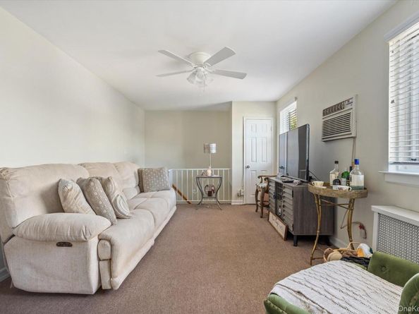 72-29 Little Neck Parkway 2, Glen Oaks NY 11004