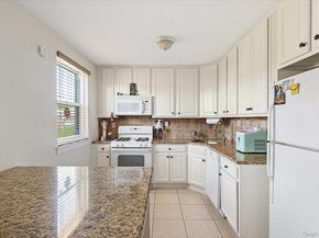 72-29 Little Neck Parkway 2, Glen Oaks NY 11004