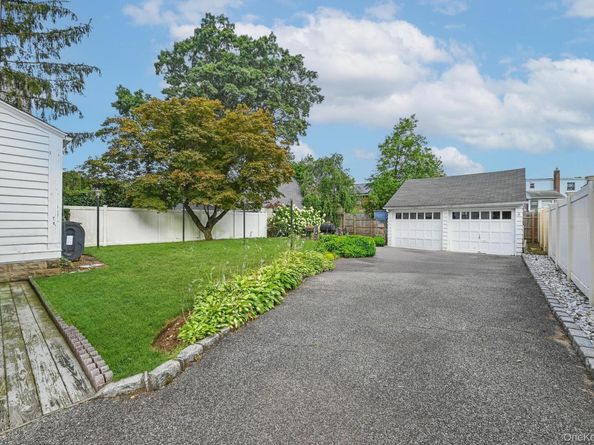723 William Street, North Baldwin NY 11510