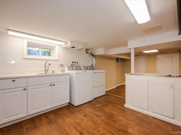 715 Iris Street, Franklin Square NY 11010