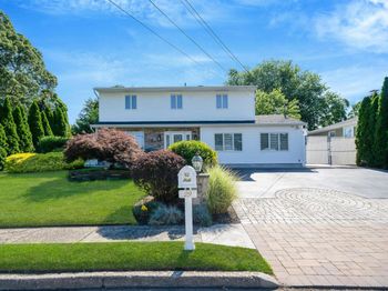 29 Selden Boulevard