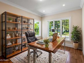 22 N Maryland Avenue, Port Washington NY 11050