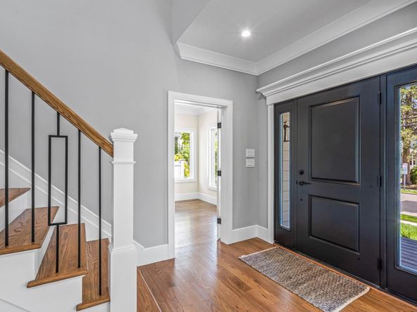 22 N Maryland Avenue, Port Washington NY 11050