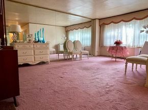 23-20 Bell Boulevard 2D, Bayside NY 11360