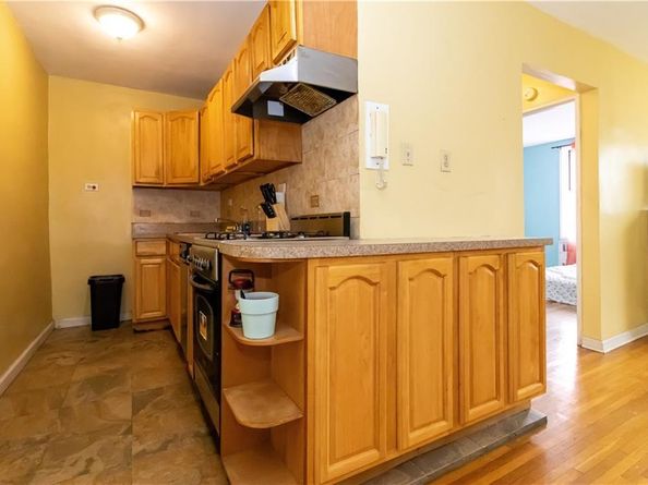 720 E 31st Street 5K, Brooklyn NY 11210