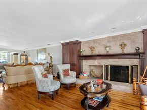 10 Faulkner Lane, Dix Hills NY 11746